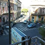 Bed & Breakfast A Due Passi Catania